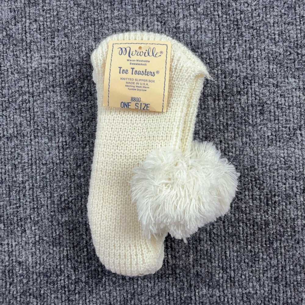 Merville Slipper Socks Womens One Size White Toe Toasters Knit Pom Pom Thermal